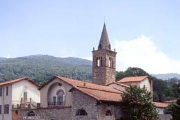 visione frontale della Chiesa di S.Maria Extra Moenia