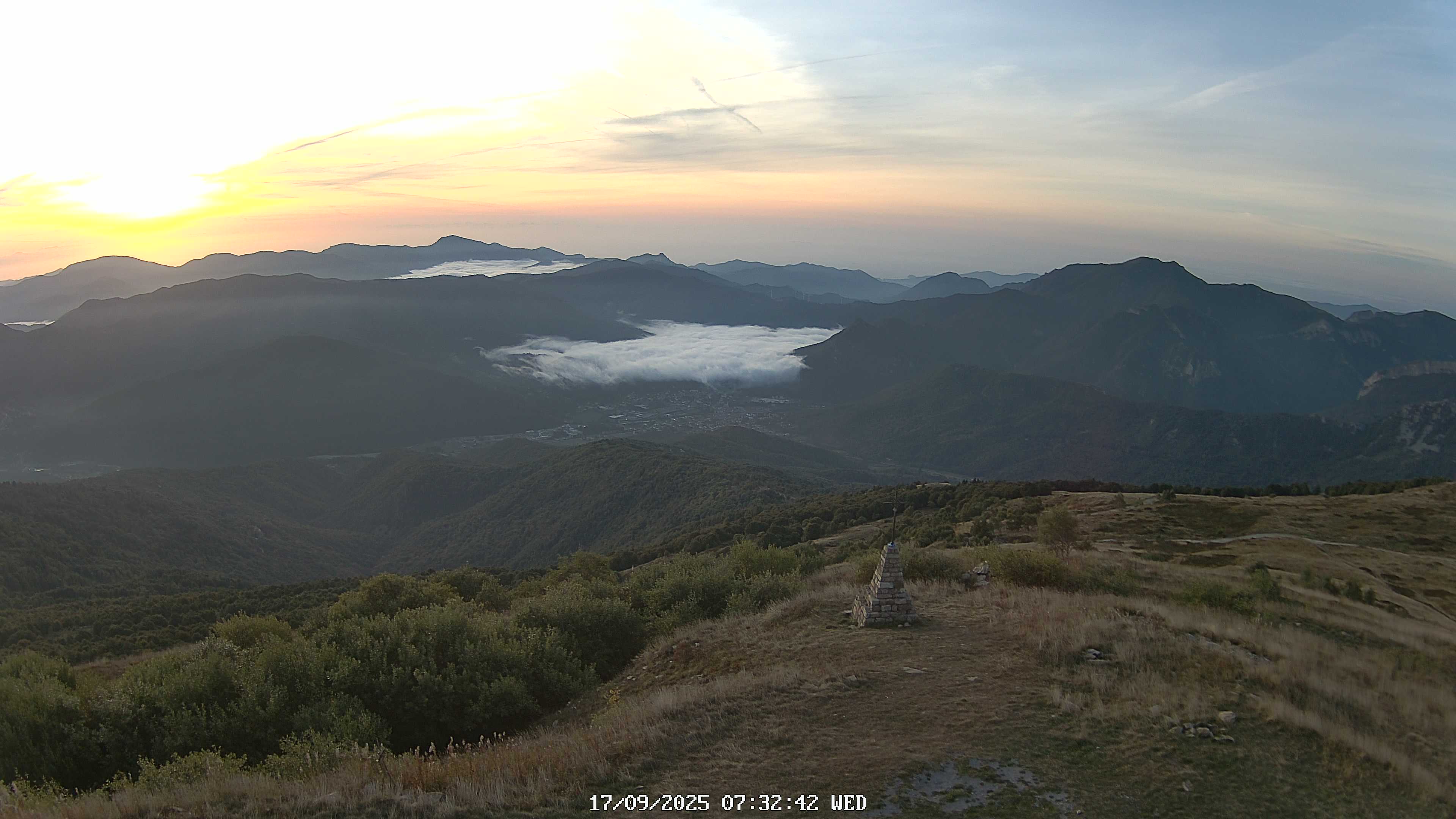 immagine della webcam nei dintorni di Aquila di Arroscia: webcam Garessio