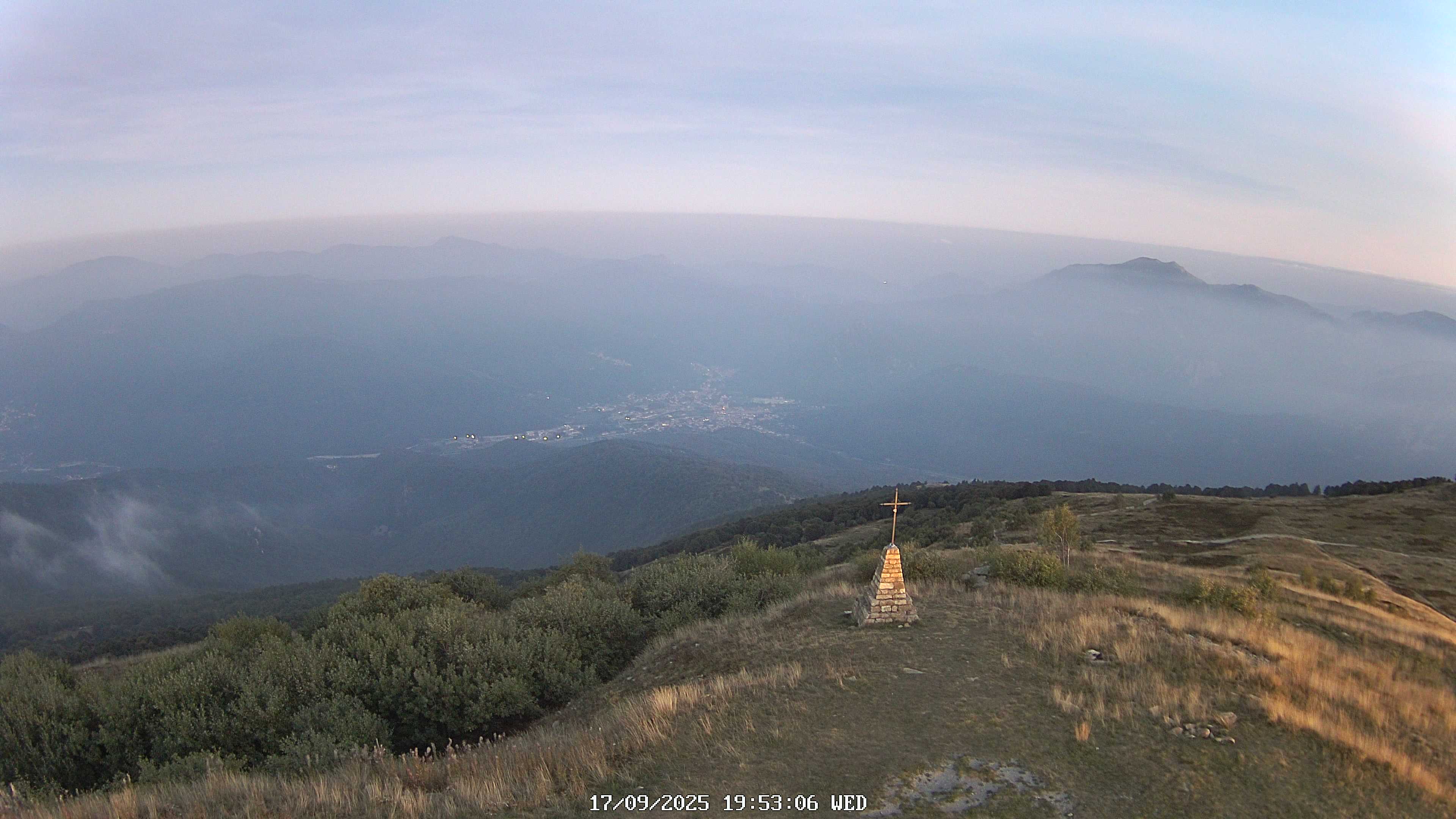 immagine della webcam nei dintorni di Colle del Prel: webcam Garessio