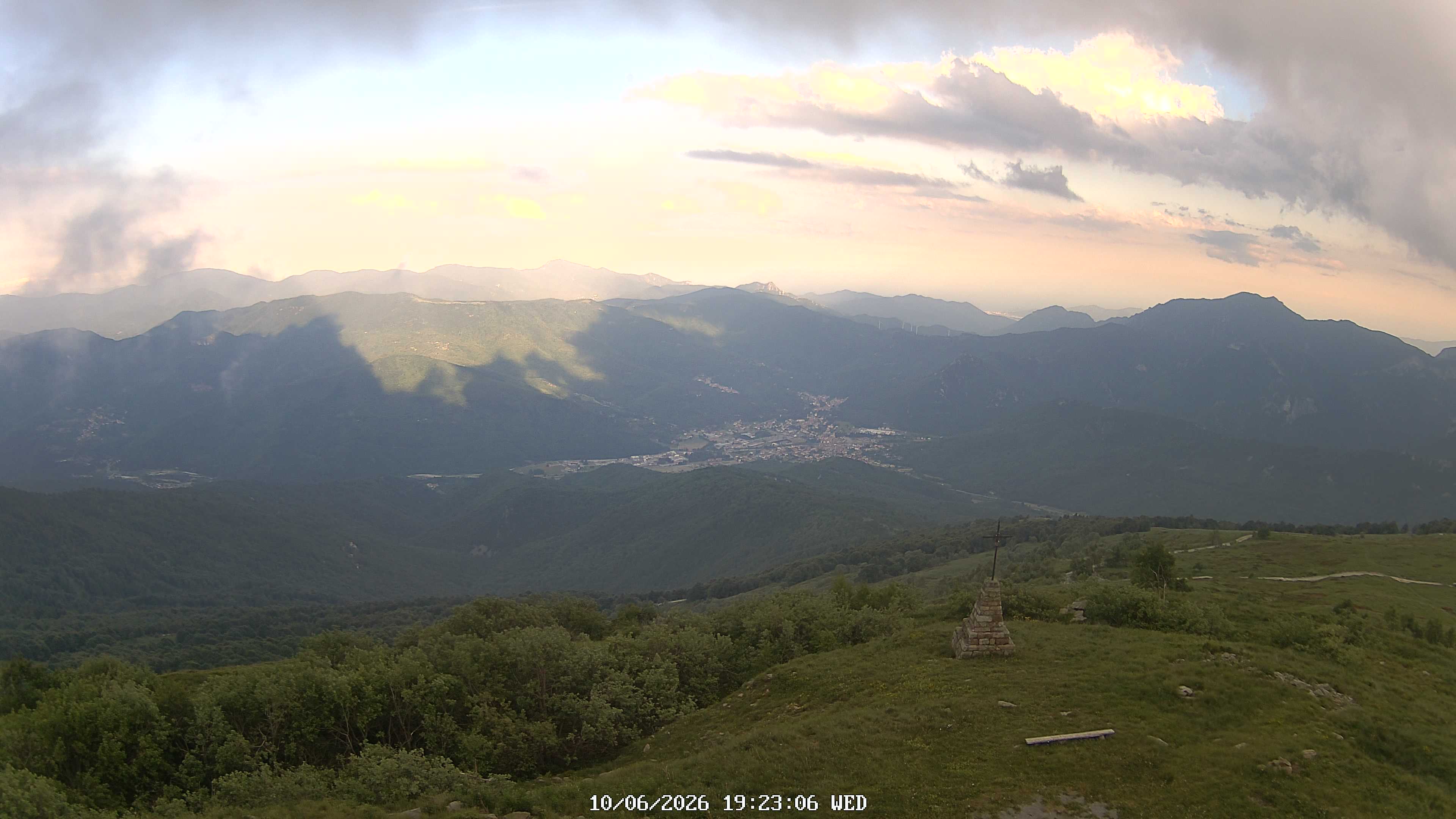 immagine della webcam nei dintorni di Roburent: webcam Garessio